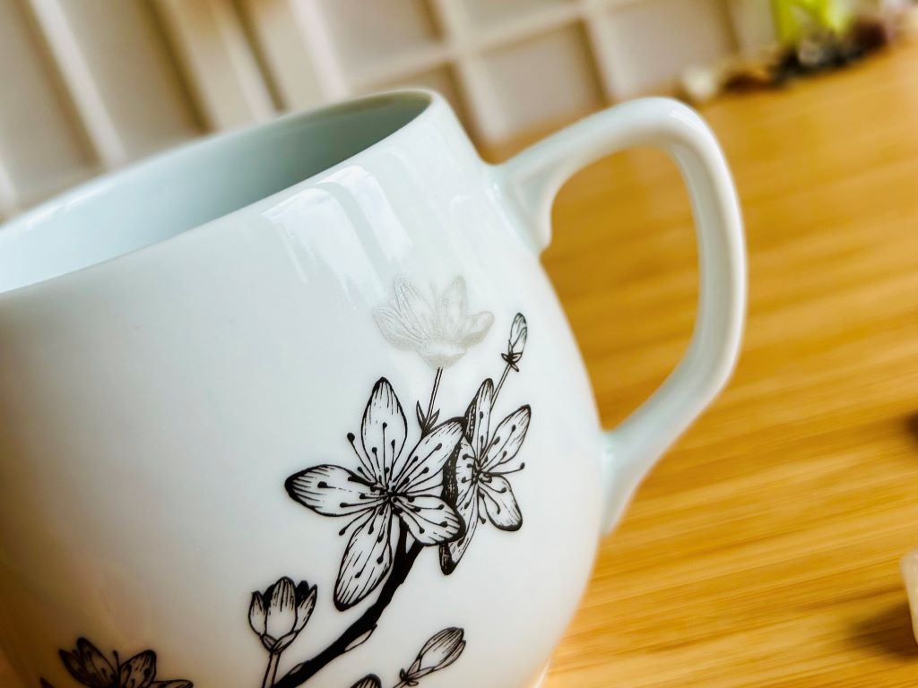 Mug "Sakura" with silver, 300 ml