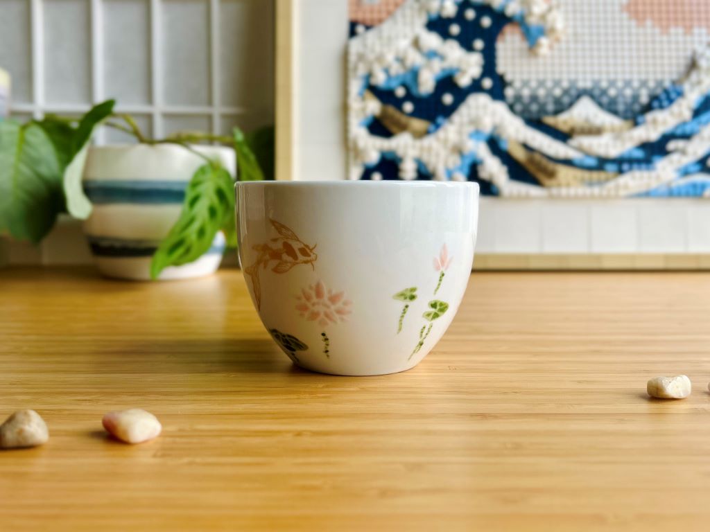 Wide mug "Lake Jewels or Koi Carp in a Lotus Pond" 480 ml