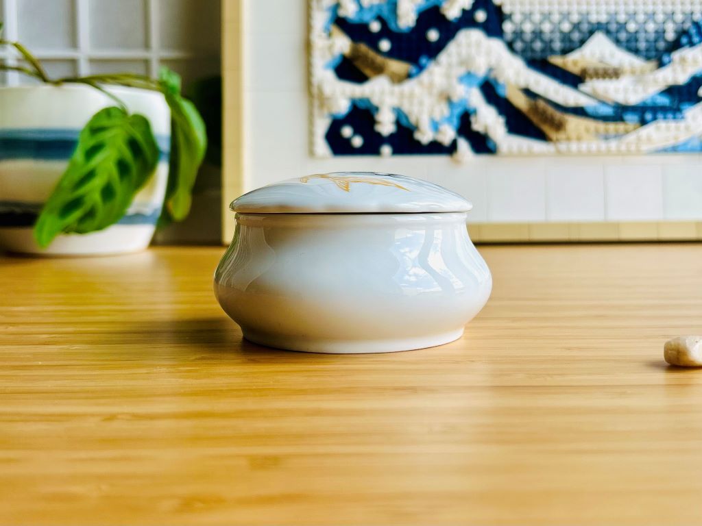 Porcelain jar "Lake Gemstones or Koi Carp with Moon"