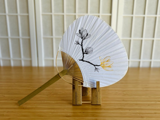 round paper fan "Magnolia" hand-painted