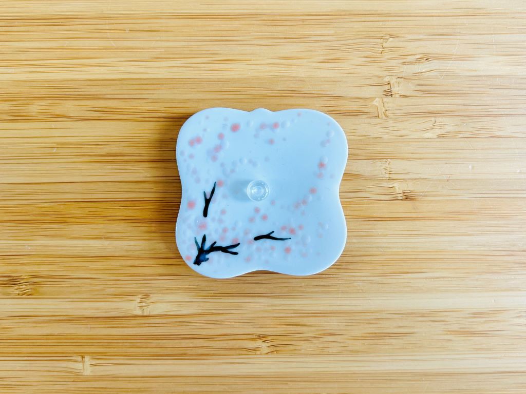 Porcelain incense holder "Morning under the Cherry Blossom" 5.5x5.5 cm