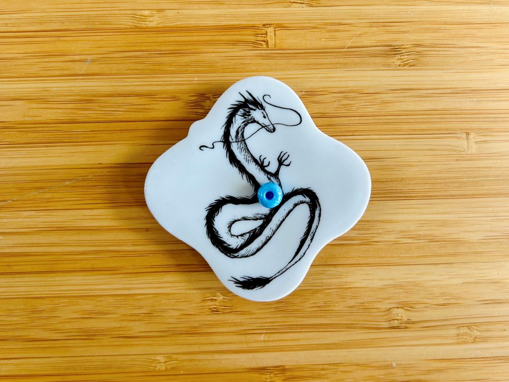 porcelain incense holder "Dragon" 5.5x5.5 cm