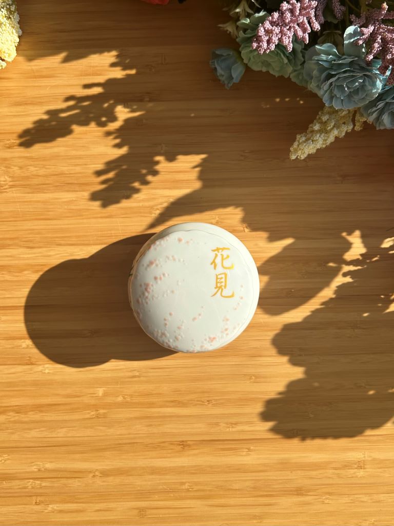 Porcelain box "Morning under the Sakura"