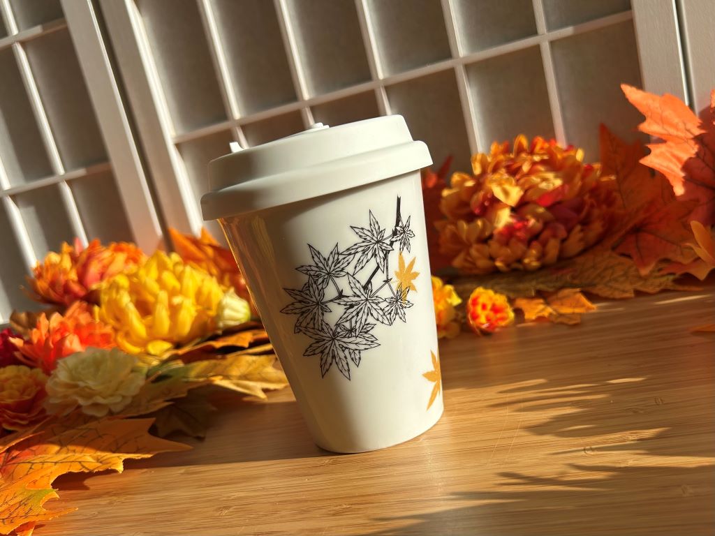 Maple Leaf To Go Mug with Gold 300 ml