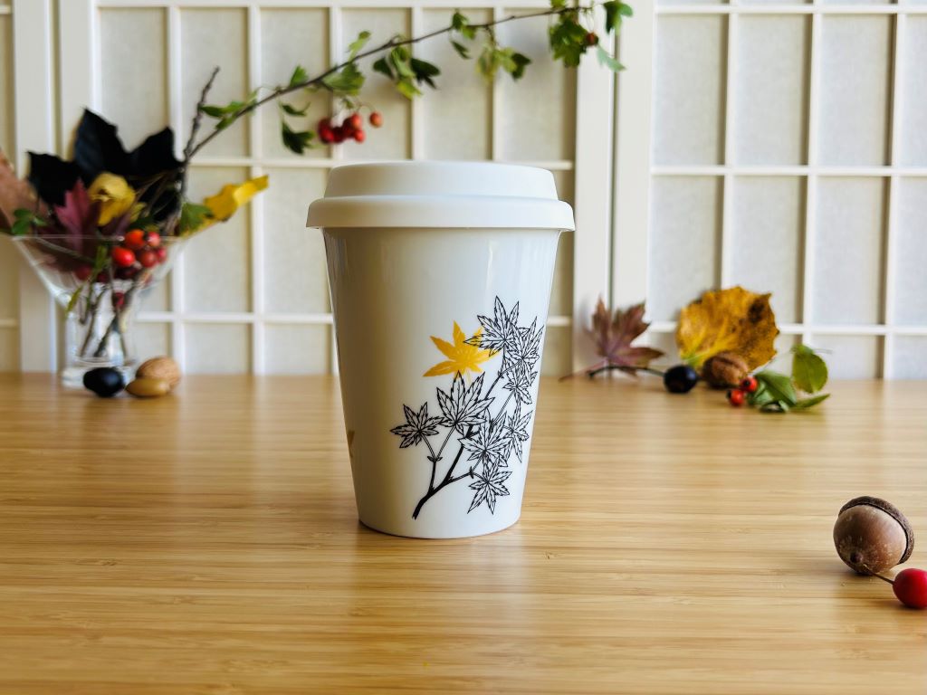 Maple Leaf To Go Mug with Gold 300 ml