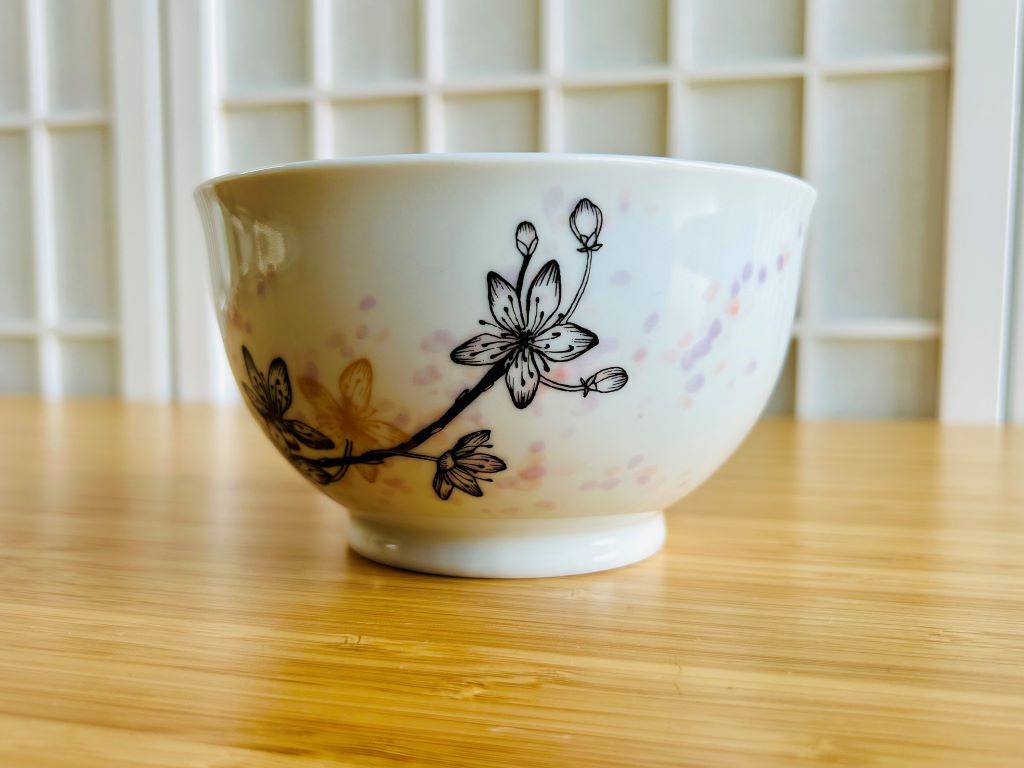 "Spring Japan" dinner set in a gift box