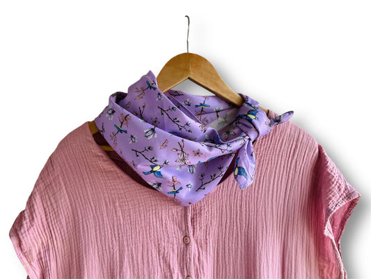 Mittleres Tuch „Frühlings-Japan“ 67x67 cm