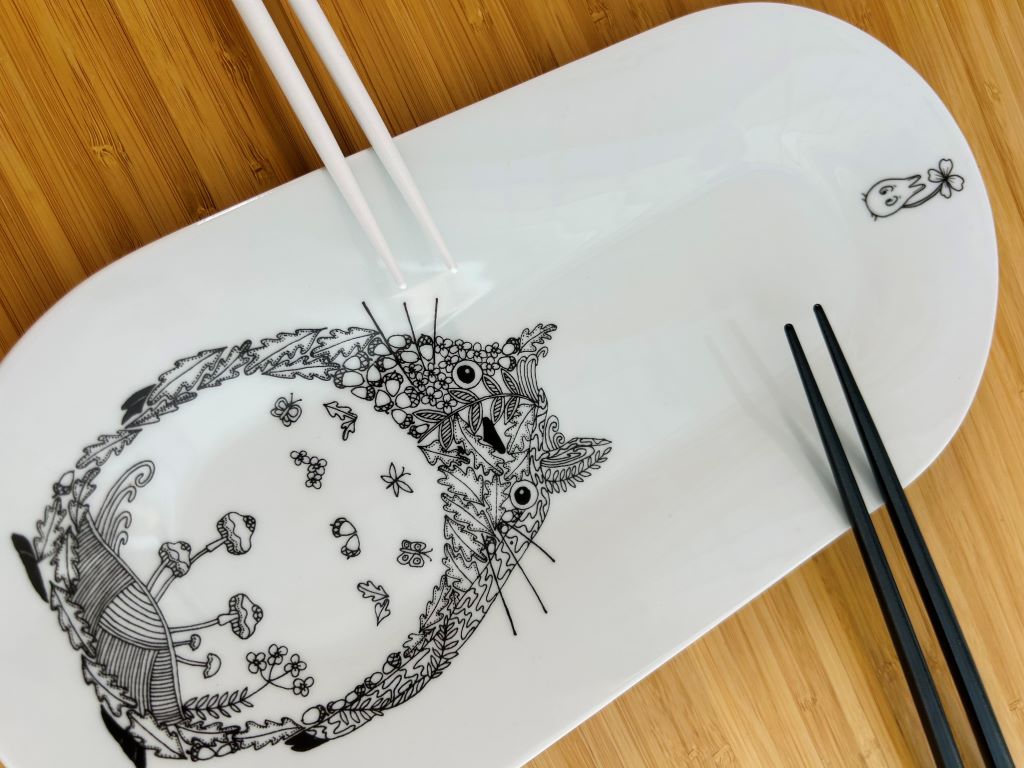 Porcelain sushi platter "Totoro" 35x18 cm