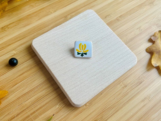 ceramic mini brooch "Imperial Chrysanthemum"