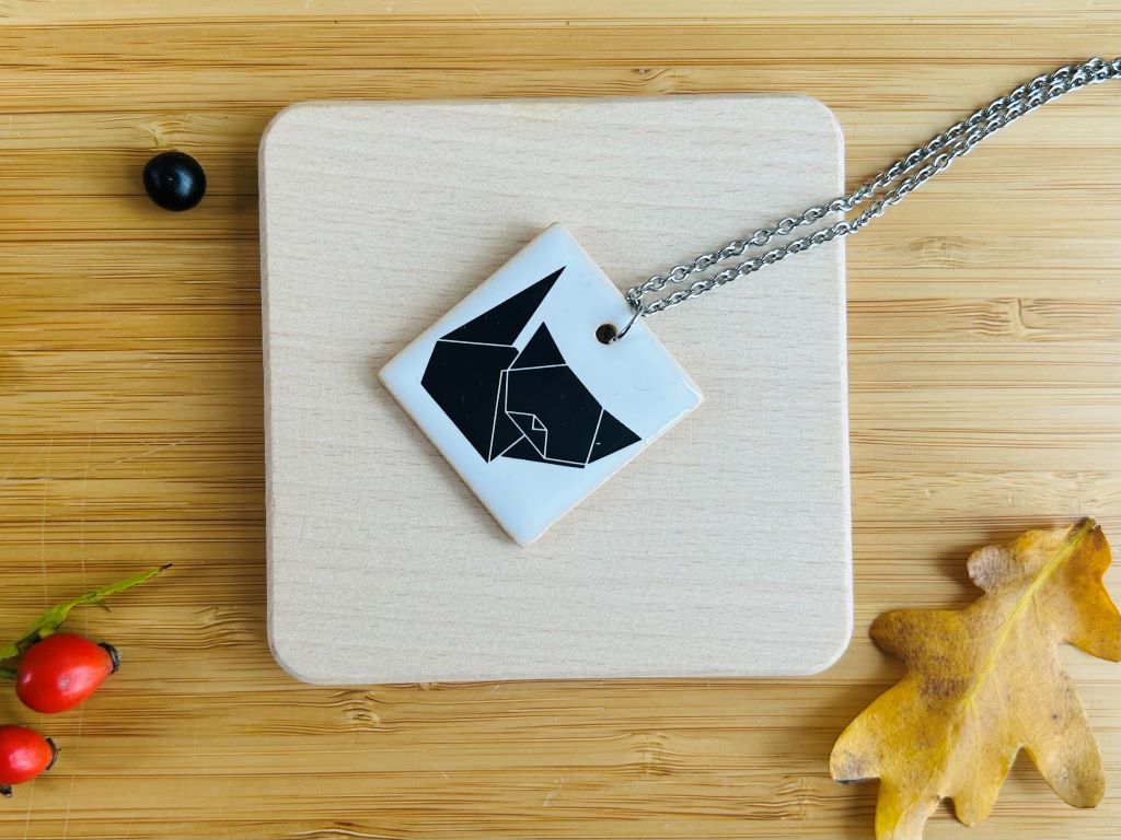 Keramik-Halskette „Origami Katze“