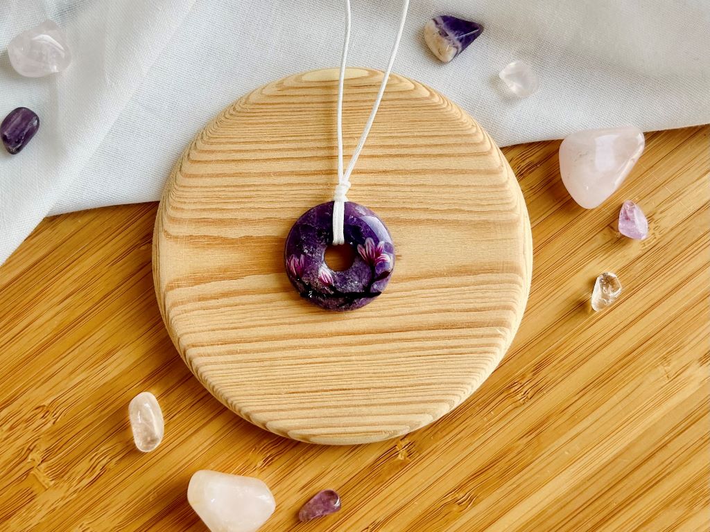 Amethyst donut necklace "Scent of a Spring Dream"