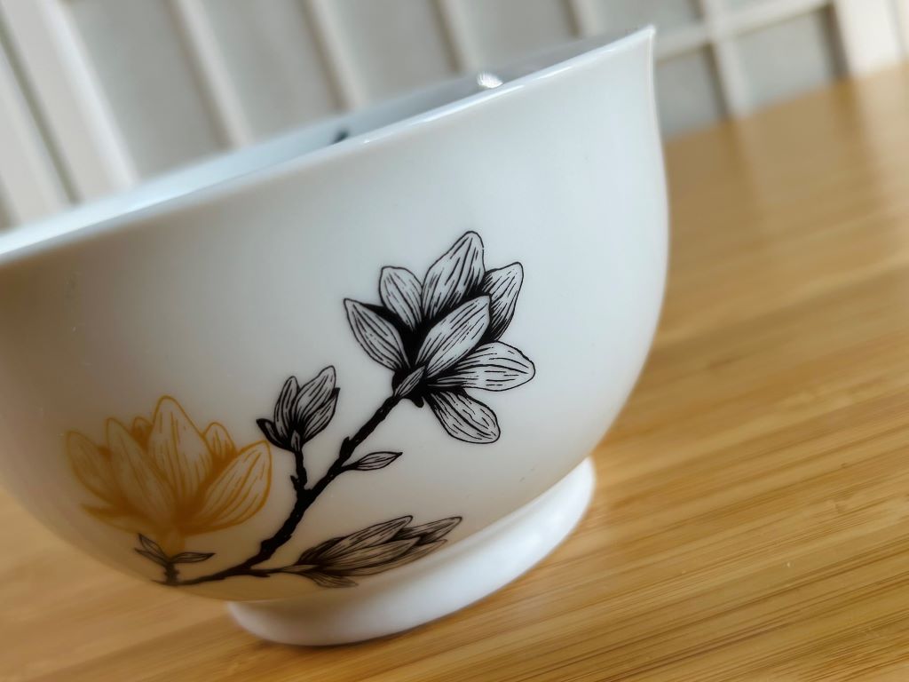 Runde Schale "Magnolia" mit Gold 400 ml