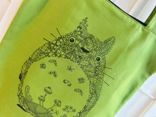 Totoro Colouring Book shopping bag with zip and inner pocket
