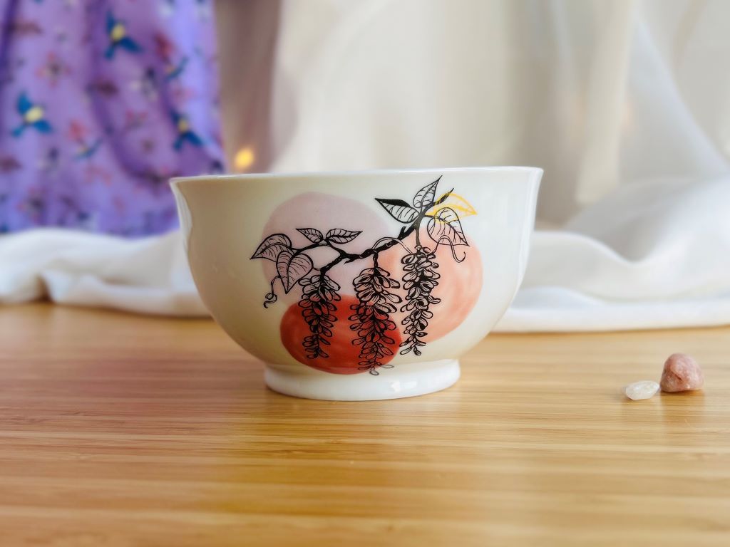 Round bowl "Wisteria" coloured 400 ml