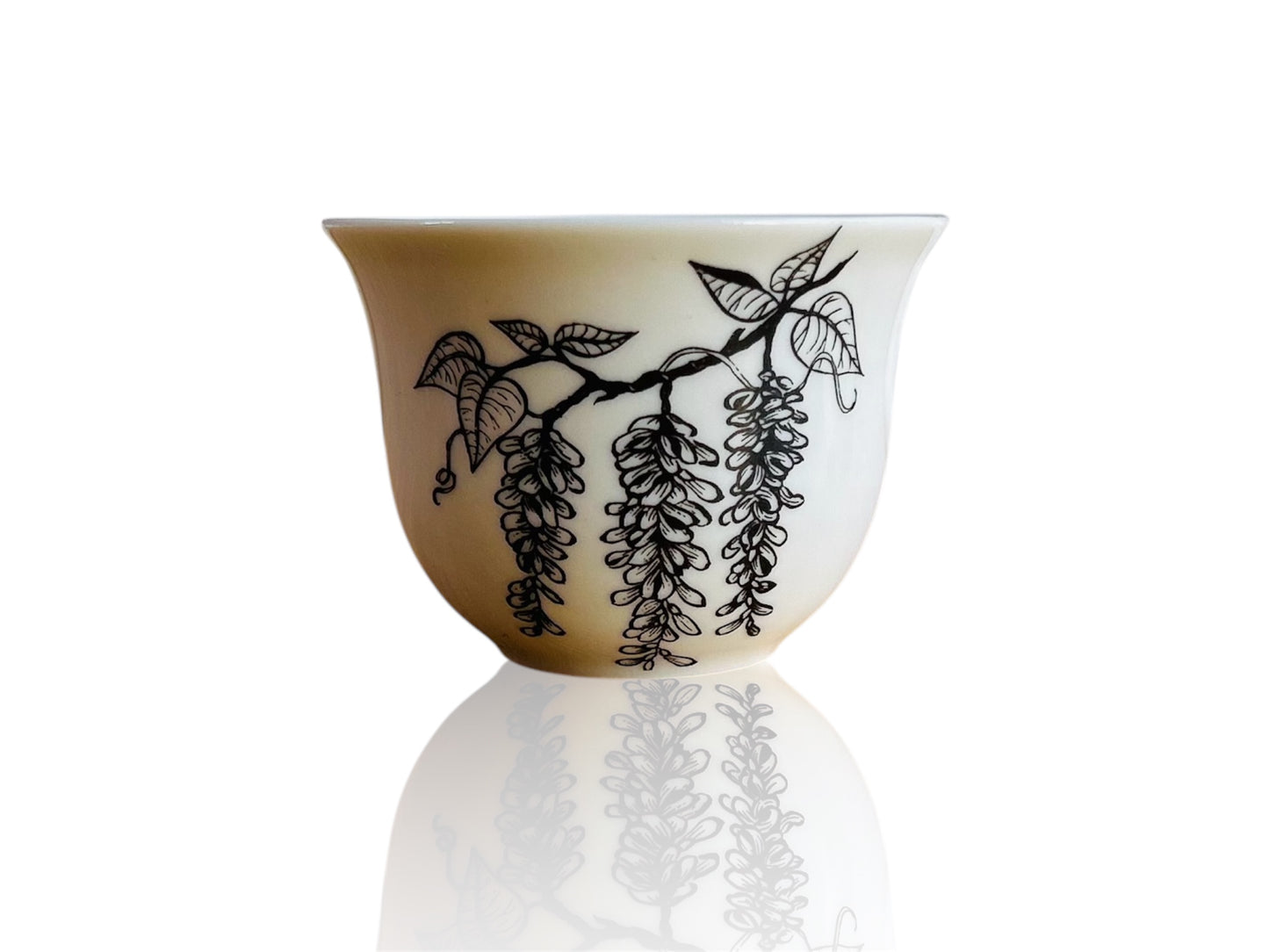 Becher für Sake und Tee „Wisteria“ 50 ml