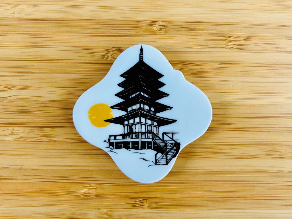Chopstick rest, square, "Pagoda" 5.5x5.5 cm
