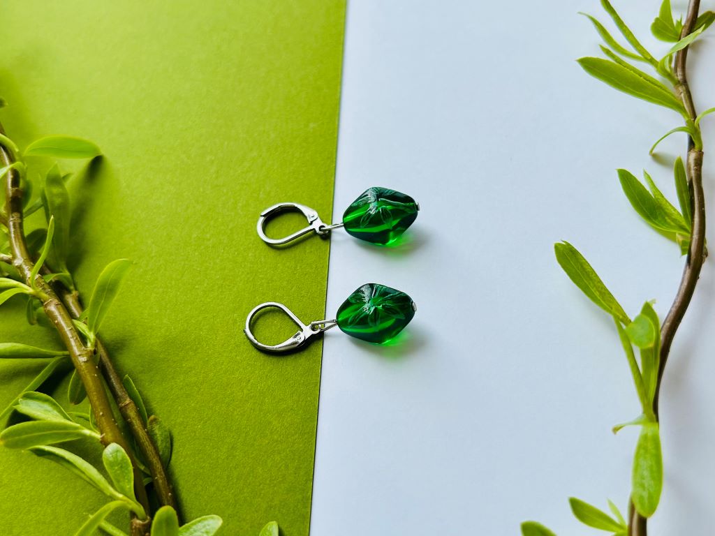 Set aus Glasschmuck „Bambushain“ Halskette und Ohrringe