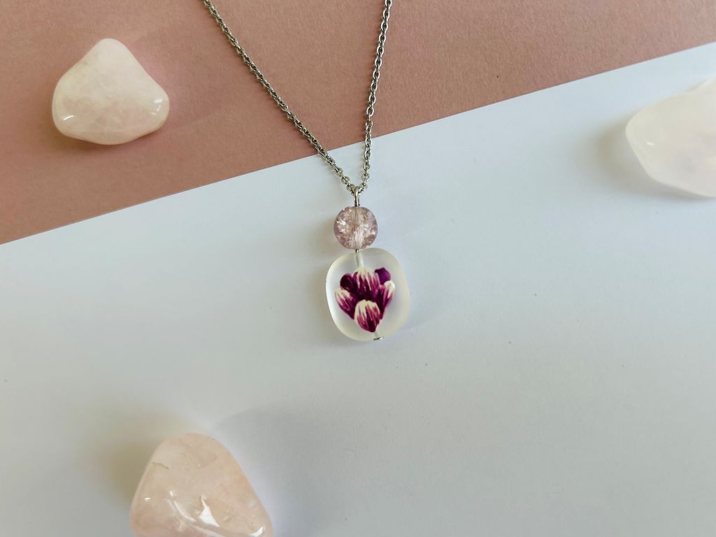 Glass necklace "Scent of a Spring Dream"