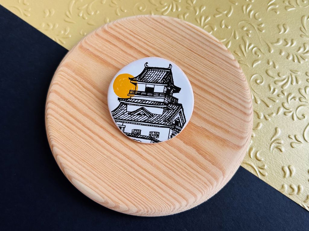 Keramikbrosche "Architektur des alten Japan"