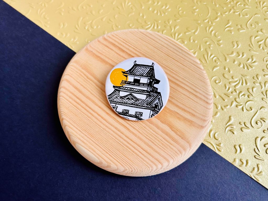 Keramikbrosche "Architektur des alten Japan"