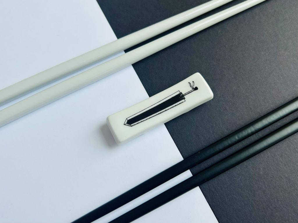 Chopstick rest "Anime Swords" 6x1.5 cm