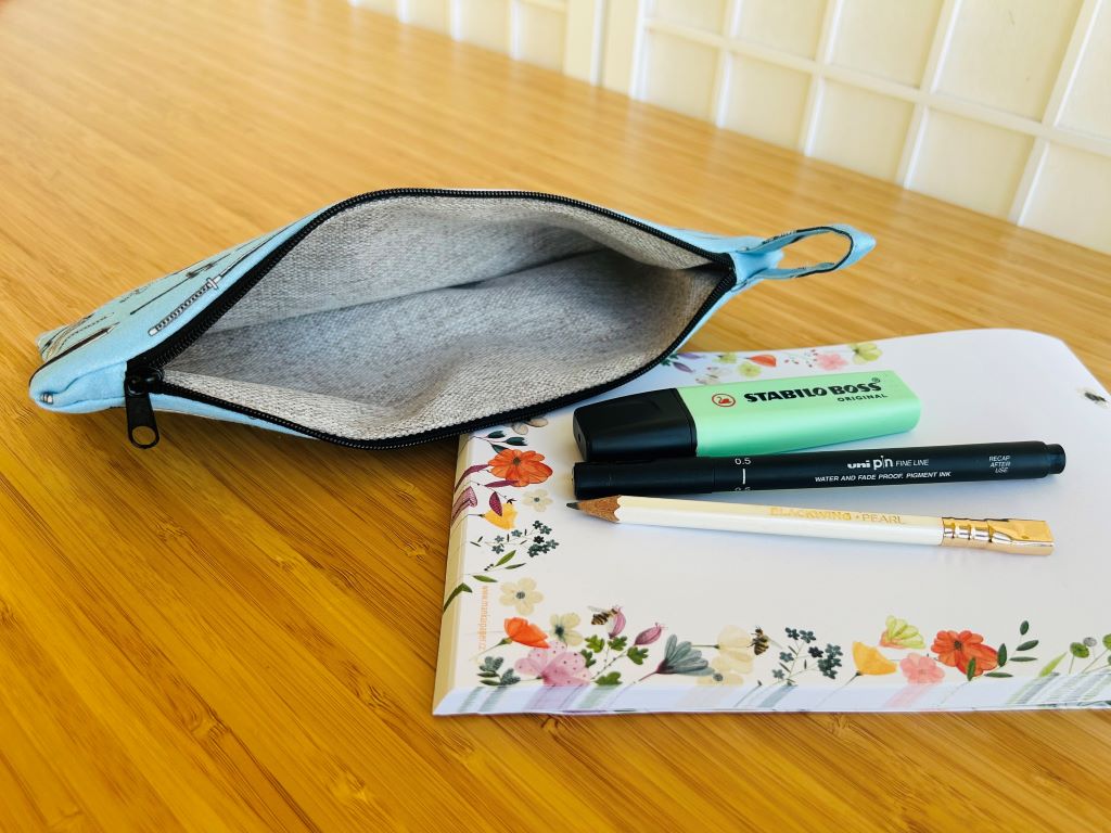 Pencil case "Anime Swords"