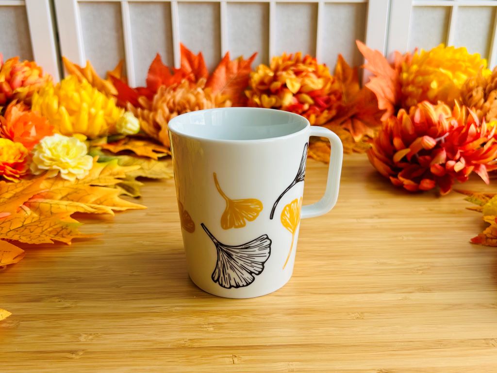 Tasse "Ginkgoblätter" mit Gold 250 ml