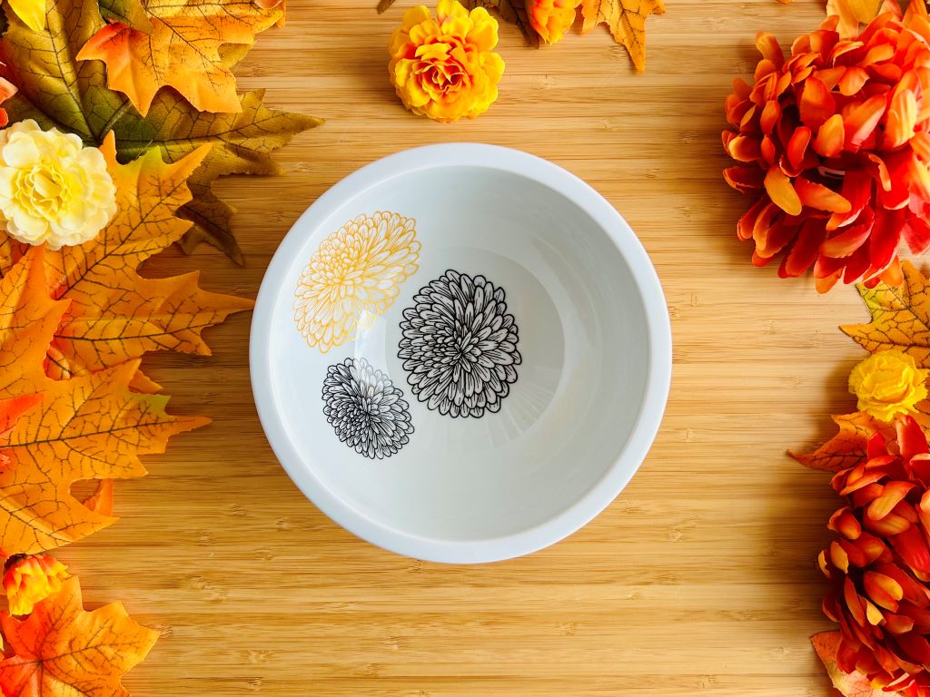 Large bowl "Chrysanthemum" with gold, diameter 16 cm