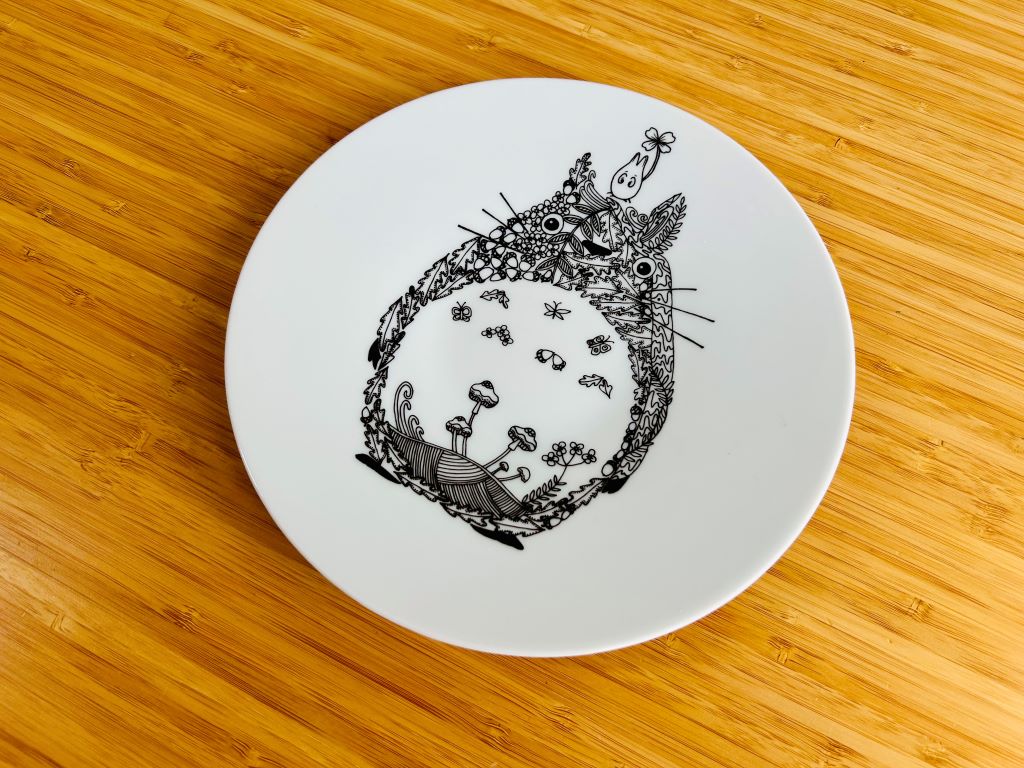 Dessert plate "Totoro", diameter 20 cm