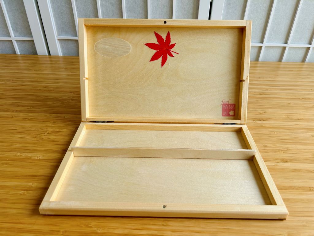 "Pagoda" wooden box for chopsticks and chopstick rests