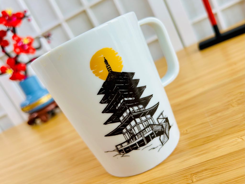 sada hrnek + lžička "Pagoda"