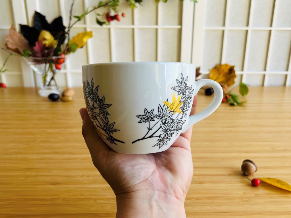 Tasse breit + Löffel „Javory“ mit Golddekor-Set