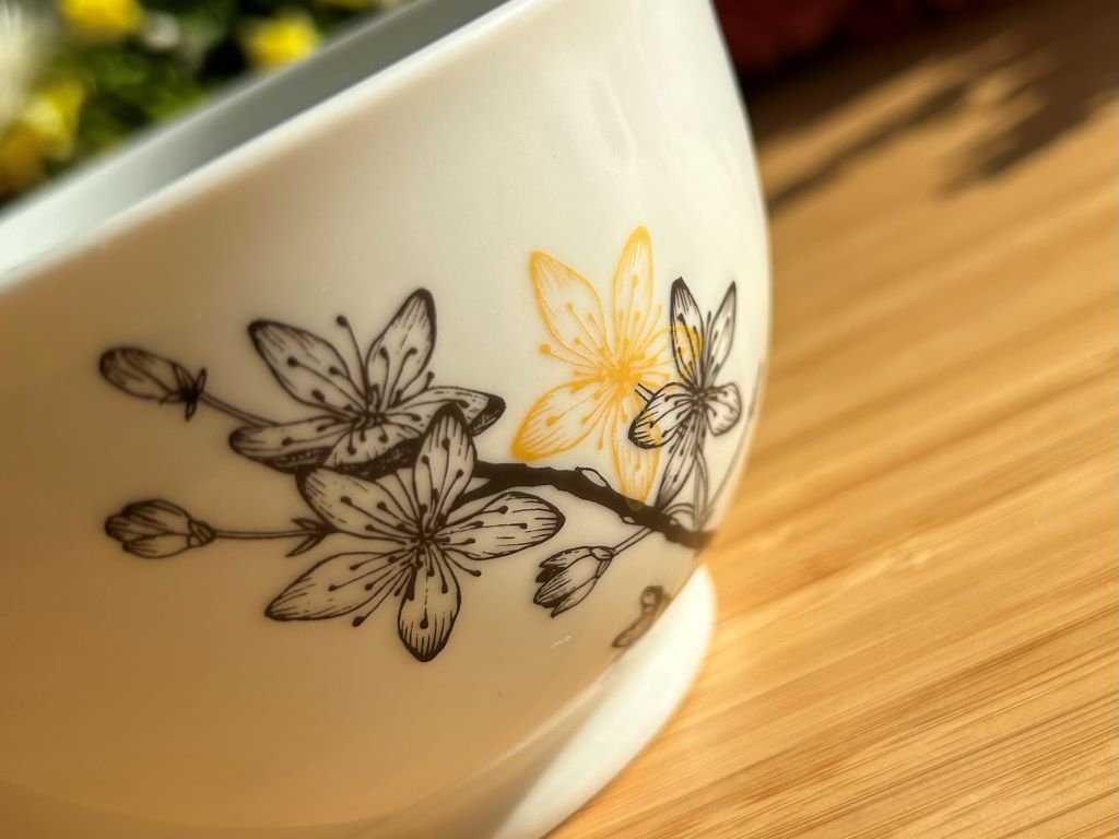 round bowl + spoon set "Sakura" with gold