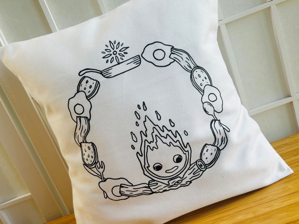 bílý polštář "ROZTOMILÁ ZVÍŘÁTKA" 25 x 25 cm různé motivy