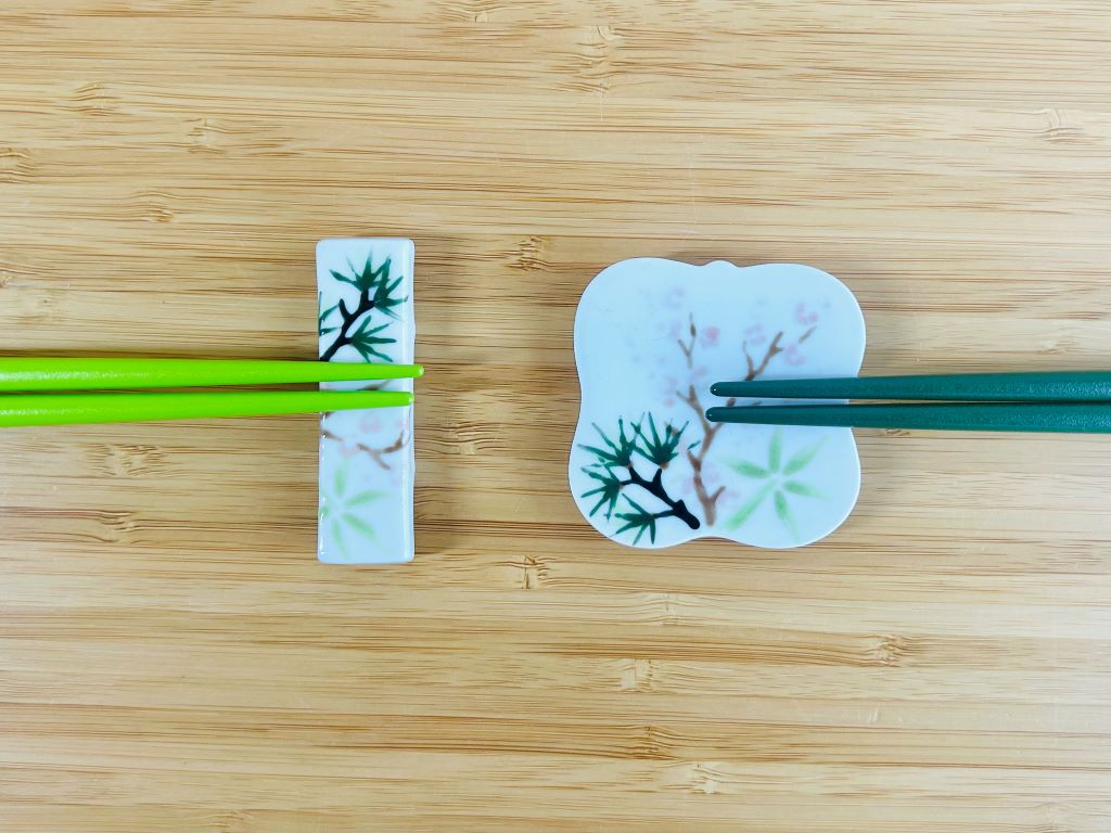 Gift set "Three Winter Friends" for chopsticks and rests