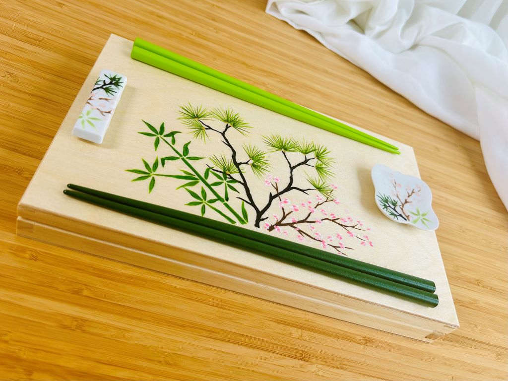 Gift set "Three Winter Friends" for chopsticks and rests