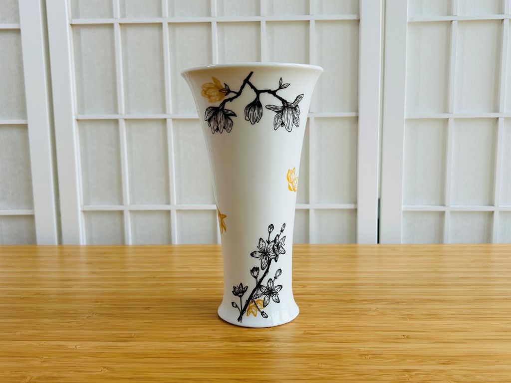 Porcelánová váza "Jarní Japonsko"