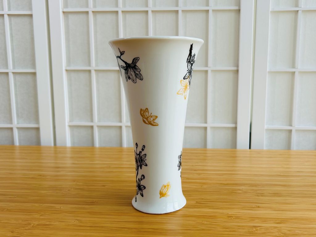 Porcelánová váza "Jarní Japonsko"