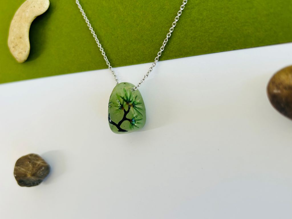 "Long-lived Pine" aventurine necklace