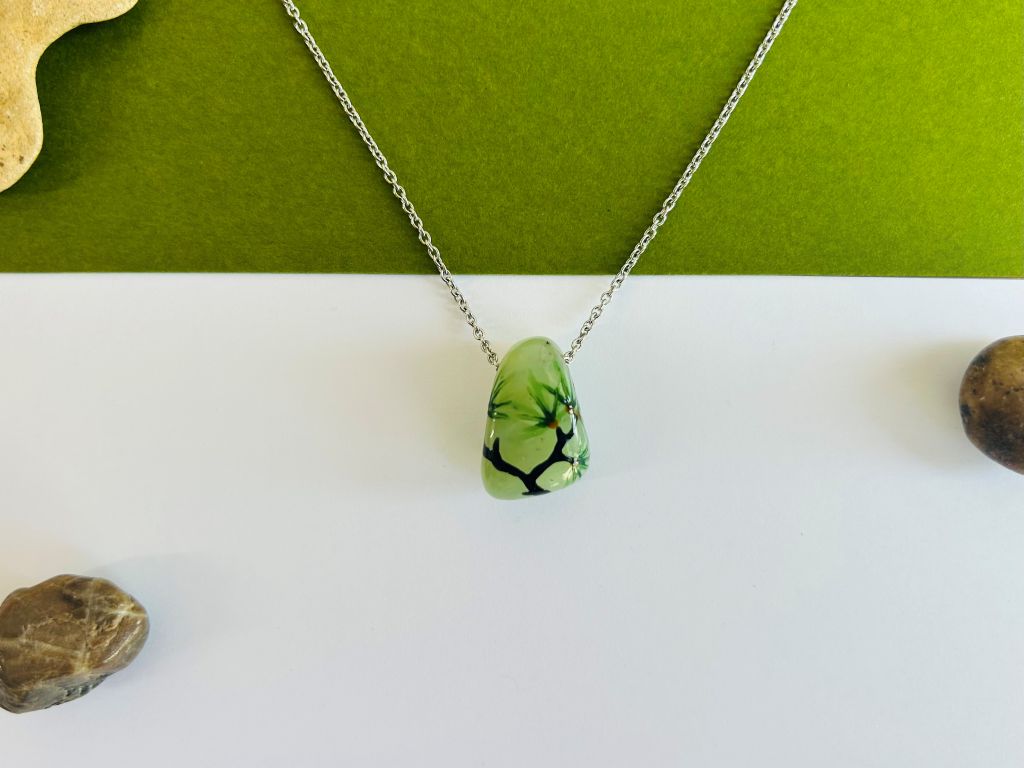 "Long-lived Pine" aventurine necklace