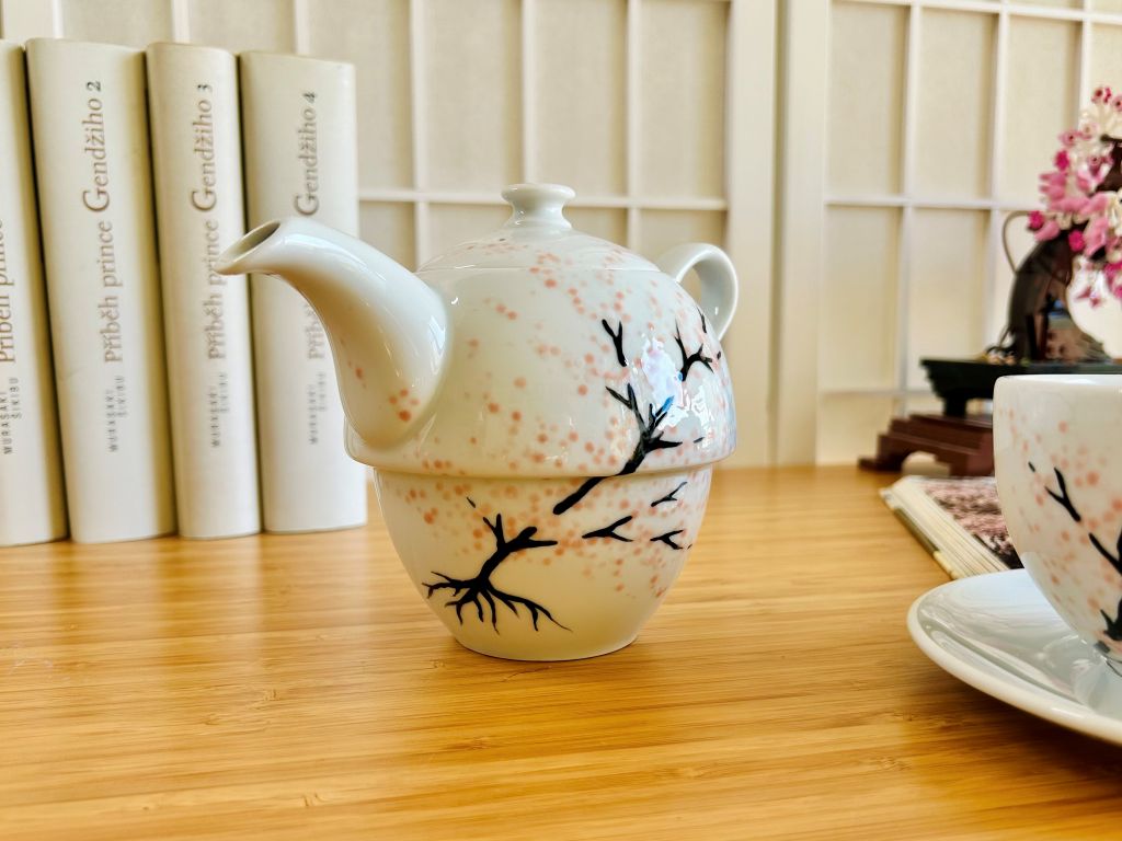 tea set "Morning Under the Cherry Tree"